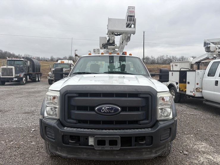 ford-f450-xl-image-2