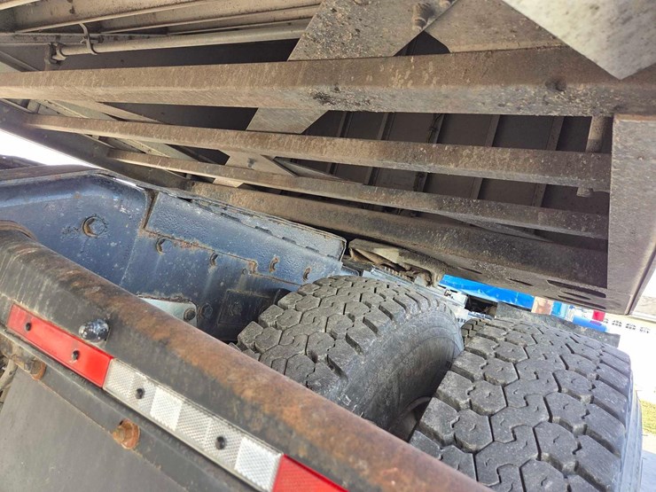 timpte-super-hopper-image-32