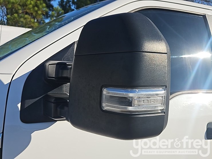 2019-ford-f250-xl-image-16