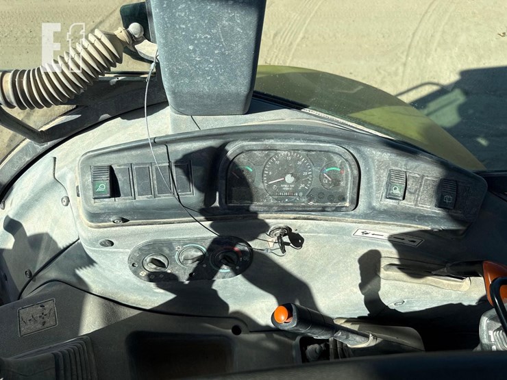 new-holland-b95-image-26