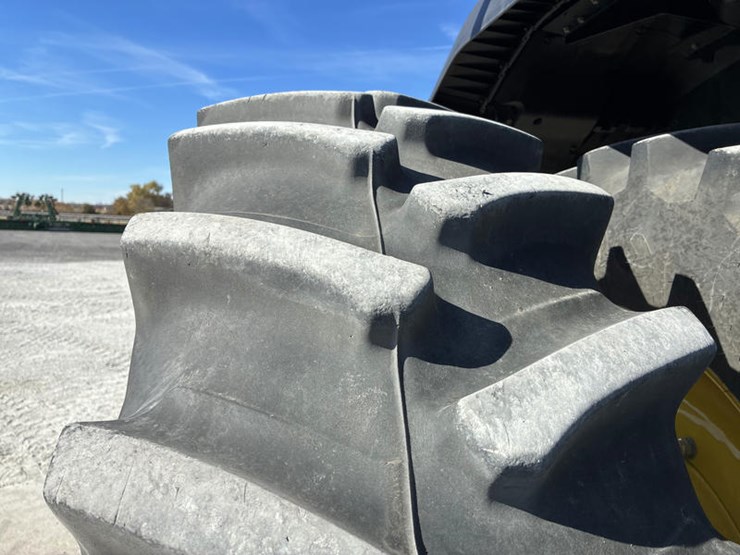 john-deere-8r-340-image-59