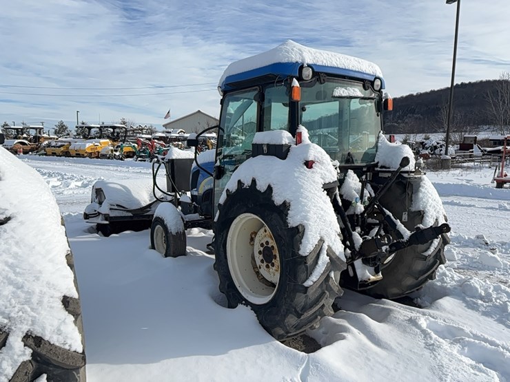 new-holland-t4030-image-12