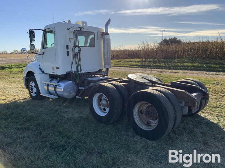 2004-freightliner-columbia-t/a-truck-trailer-image-7