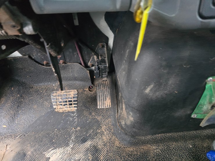 international-durastar-4300-image-60