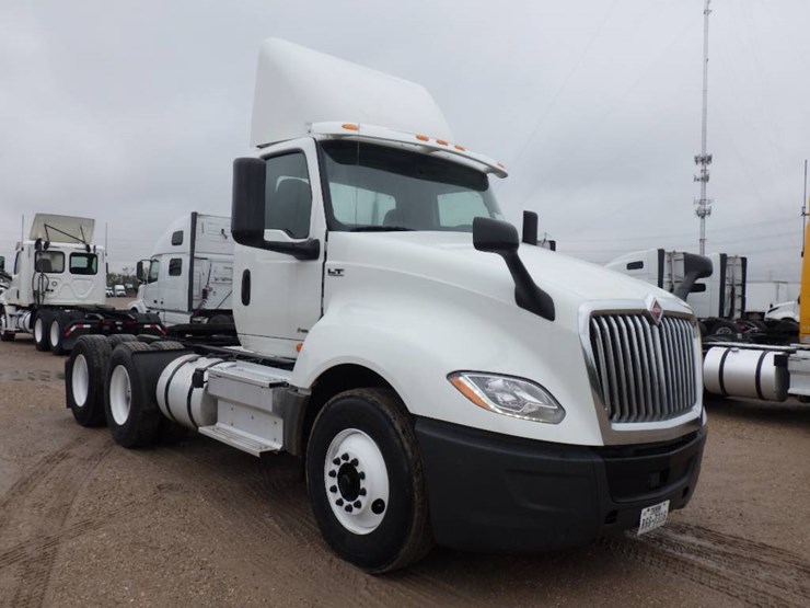 2019-international-lt-image-3