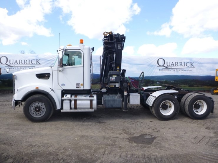 freightliner-coronado-122-image-1