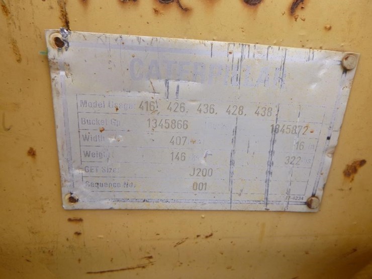 caterpillar-16-image-7