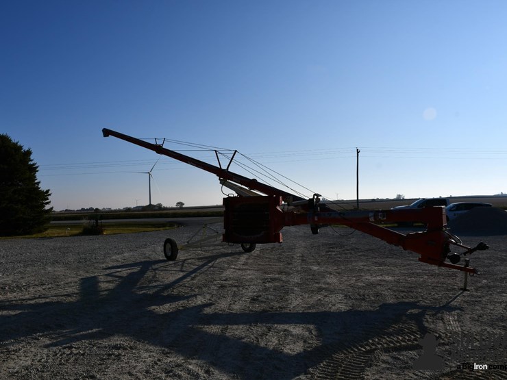 buhler-farm-king-y1060tm-10"x60'-swing-away-auger-image-3