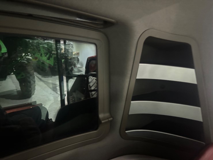 case-ih-8240-image-12