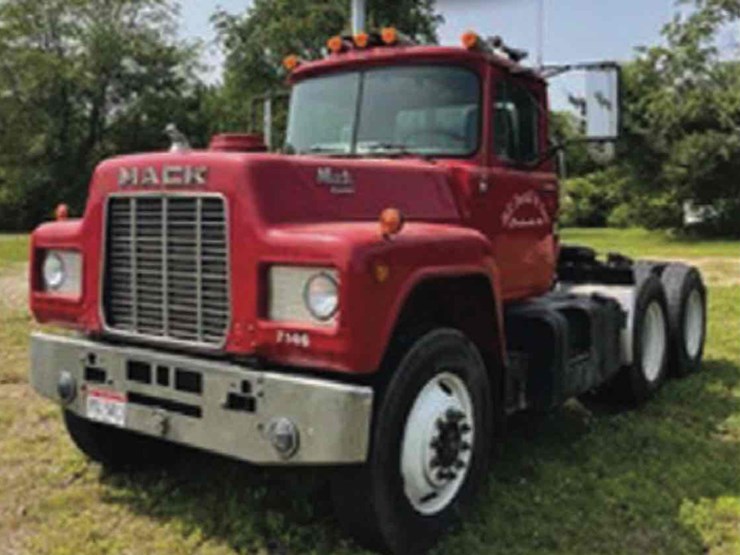 mack-r688st-image-1