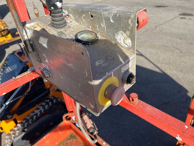 #6230-•-skyjack-4632-scissor-lift-(o9)-image-21