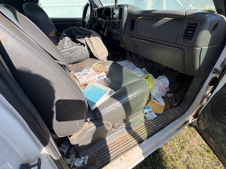 2003-chevrolet-silverado-1500-image-19