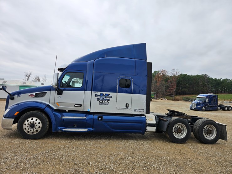 peterbilt-579-image-7