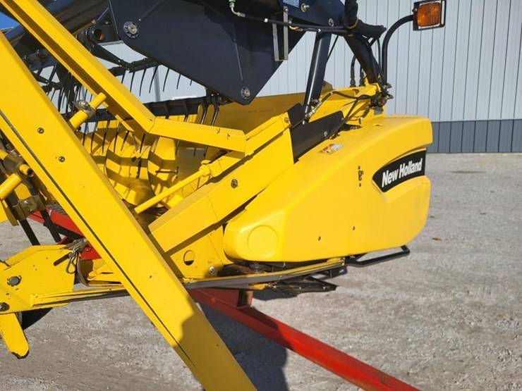 new-holland-74c-image-16