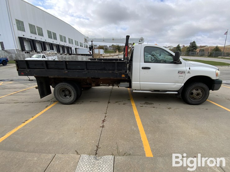 2008-dodge-ram-3500-image-4