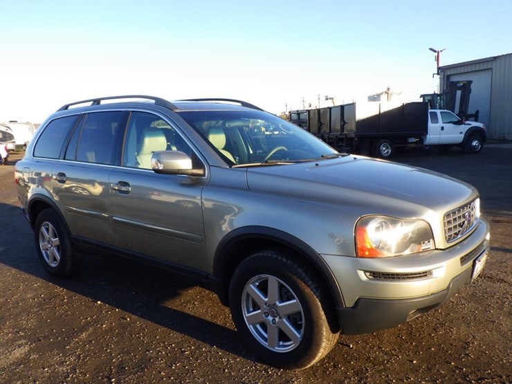 2008-volvo-xc90-image-2