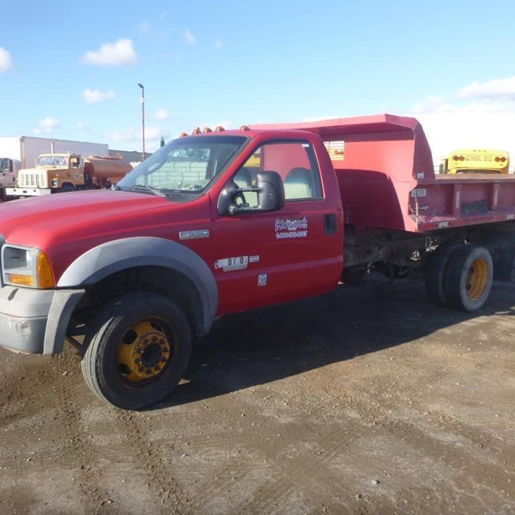 2005 FORD F550