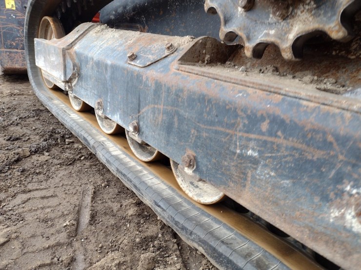 kubota-svl65-2-image-23