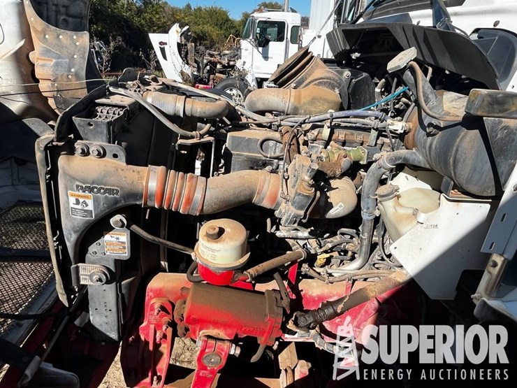 2011-kenworth-t370-image-8