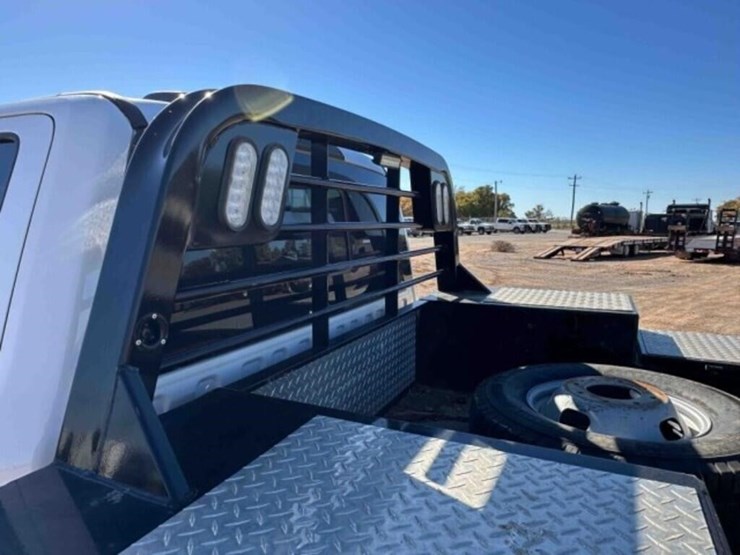 2024-ford-f350-image-19