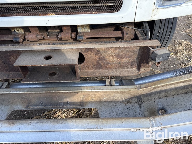 2005-freightliner-columbia-120-image-12