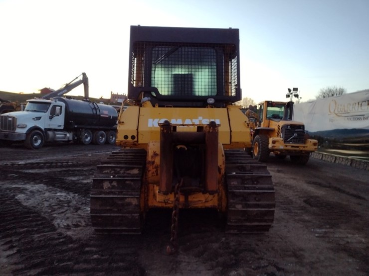 komatsu-d65ex-15-image-4