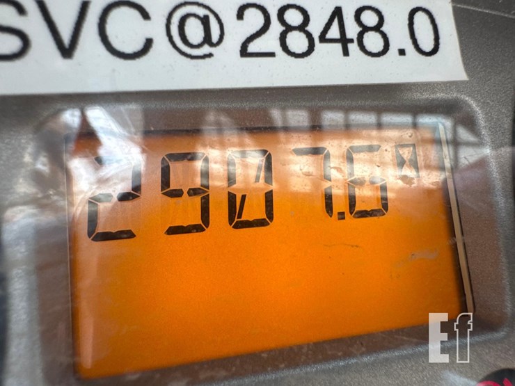 2022-bobcat-t740-image-28