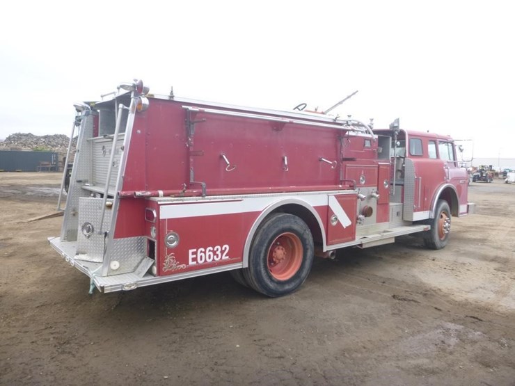 1984-ford-f8000-image-3