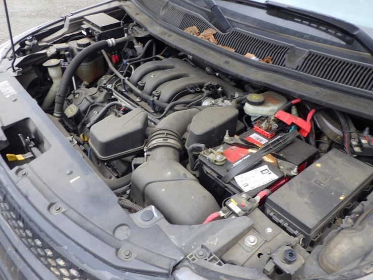 2014-ford-explorer-image-10