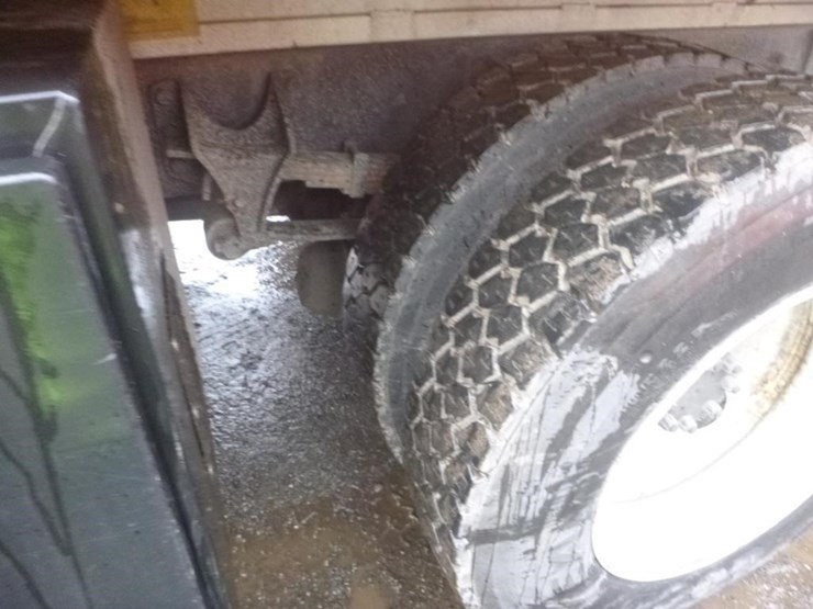 2003-international-durastar-4300-image-19