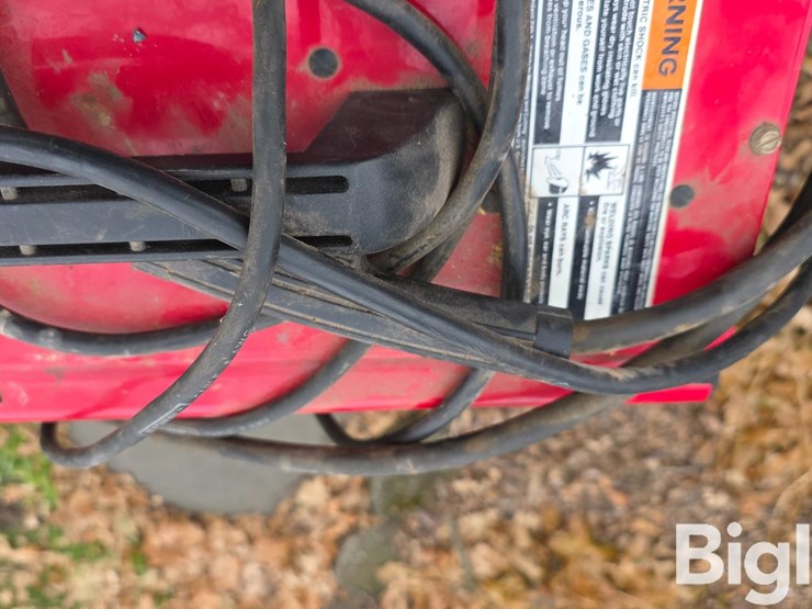 lincoln-sp-125-plus-wire-welder-image-13