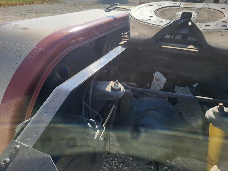 peterbilt-389-image-31