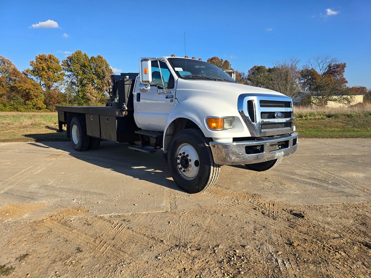 ford-f650-image-33