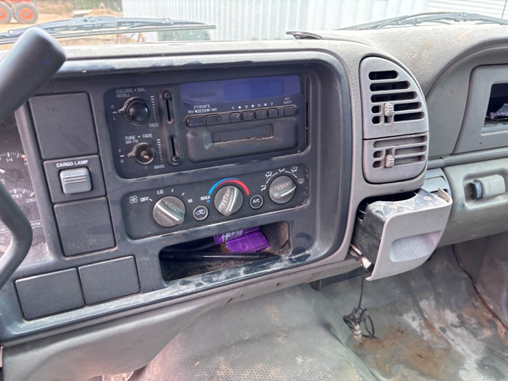 chevrolet-2500-image-26