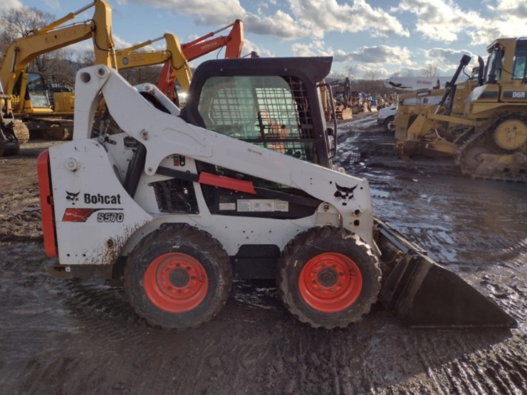 bobcat-s570-image-3