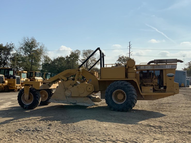 1994-caterpillar-rr-250-image-4
