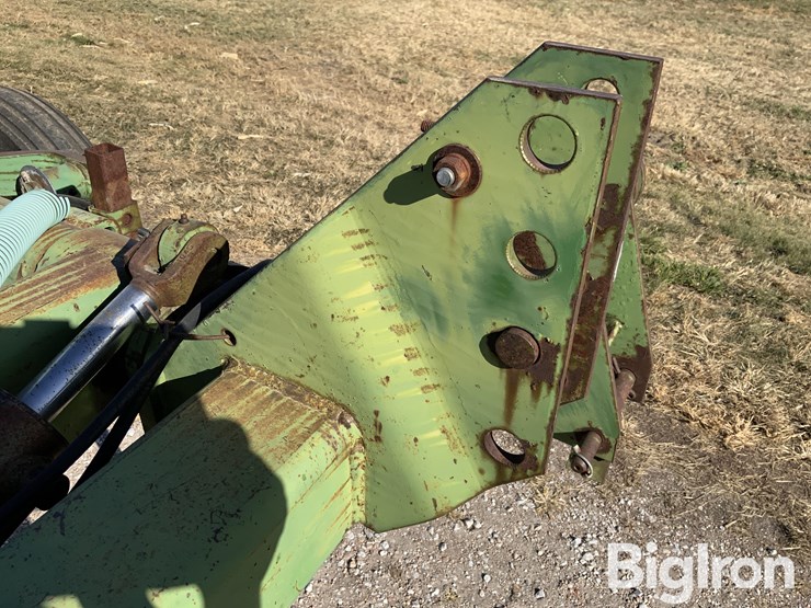 john-deere-4600-image-13