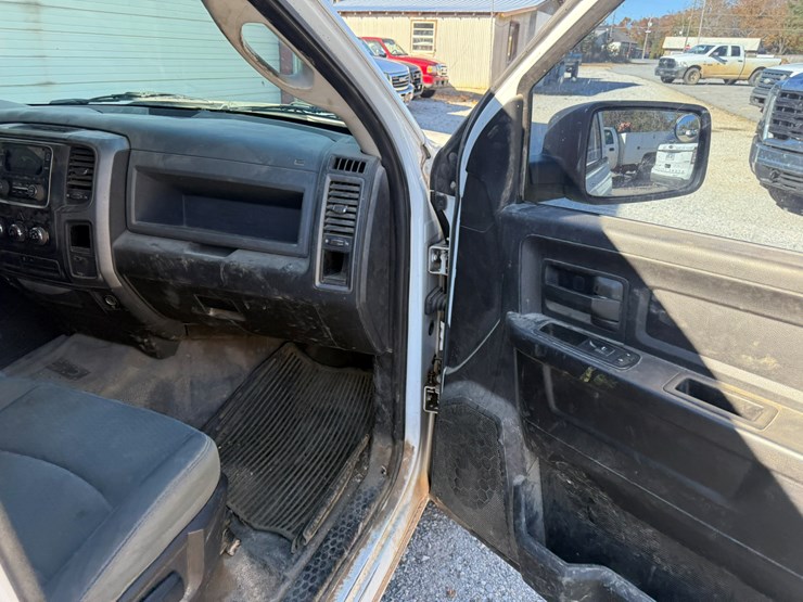 dodge-ram-1500-image-37