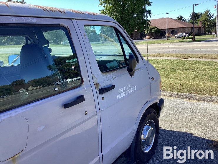 1995-dodge-ram-2500-image-12