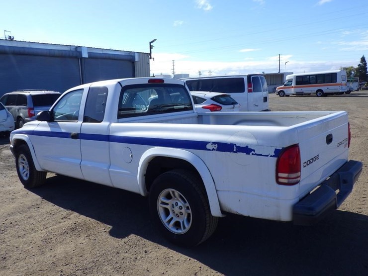 2004-dodge-dakota-image-4