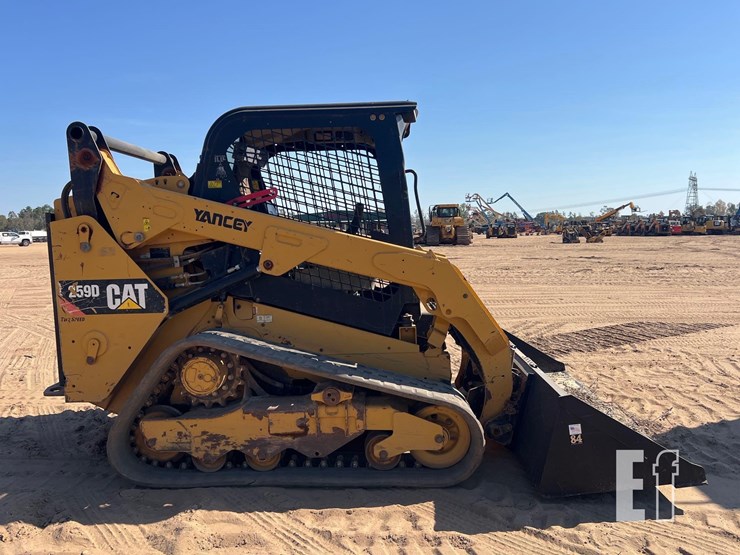 2017-caterpillar-259d-image-5