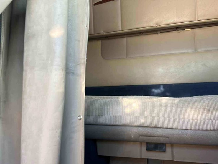 international-9900i-image-8