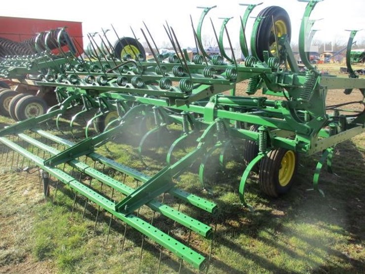 john-deere-1100-image-5