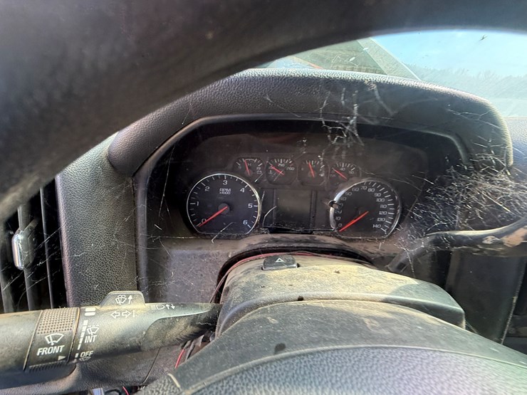 chevrolet-silverado-1500-image-56