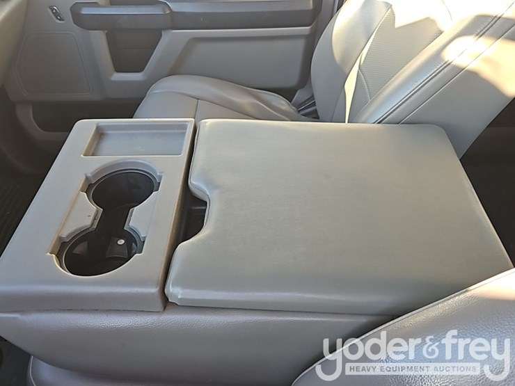 ford-f350-xl-image-41