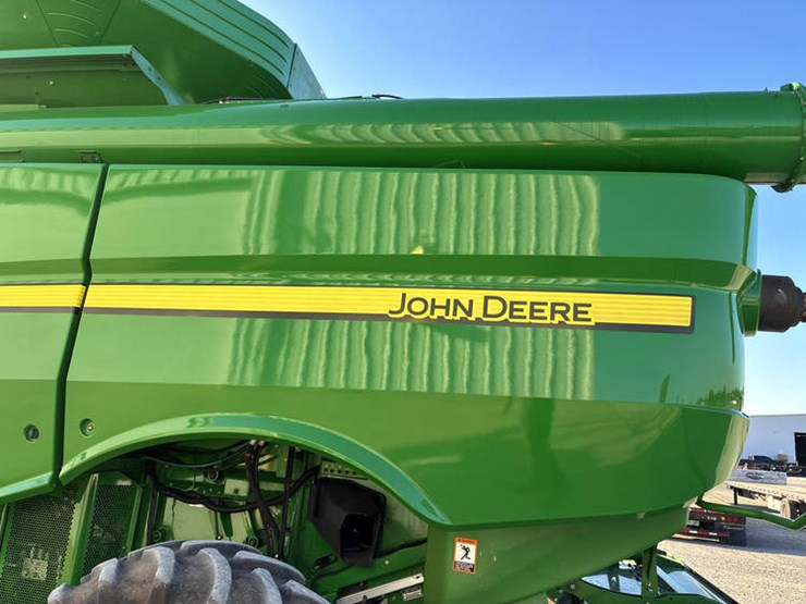 john-deere-s670-image-28