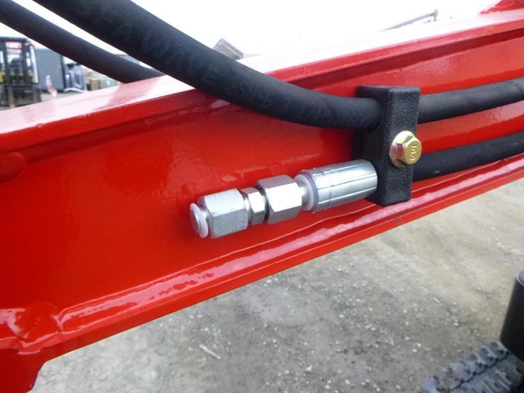 2025-vicsec-vc13-hydraulic-excavator-image-14