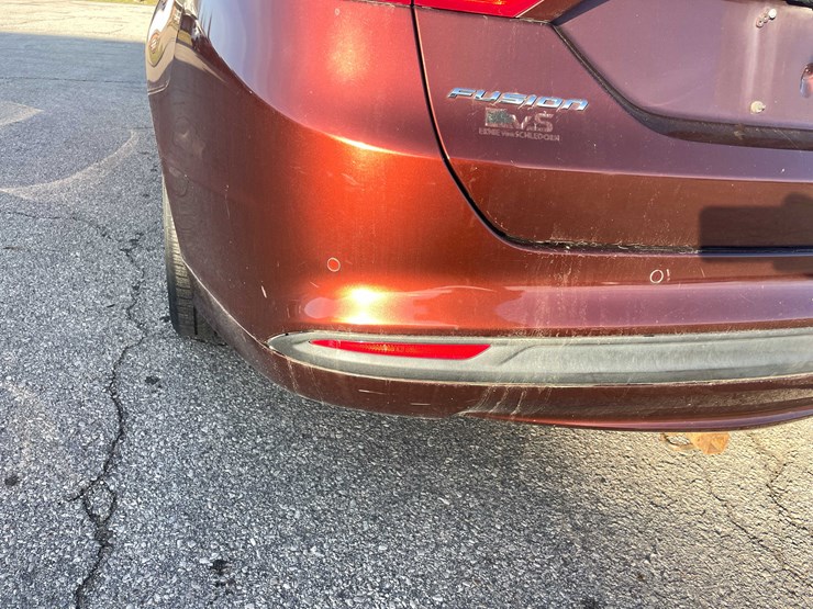 #1388-•-2015-ford-fusion-(has-wi-title)-(of)-image-35