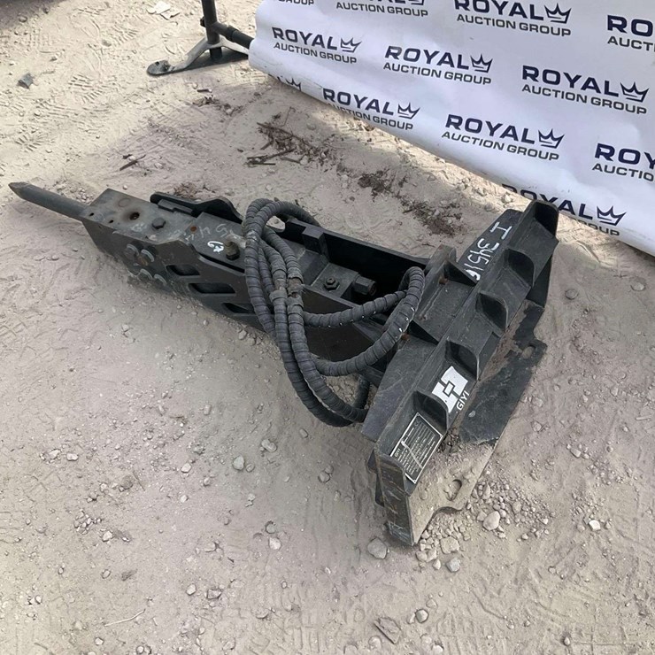 AGT680 Hammer / Concrete Breaker Skid Steer