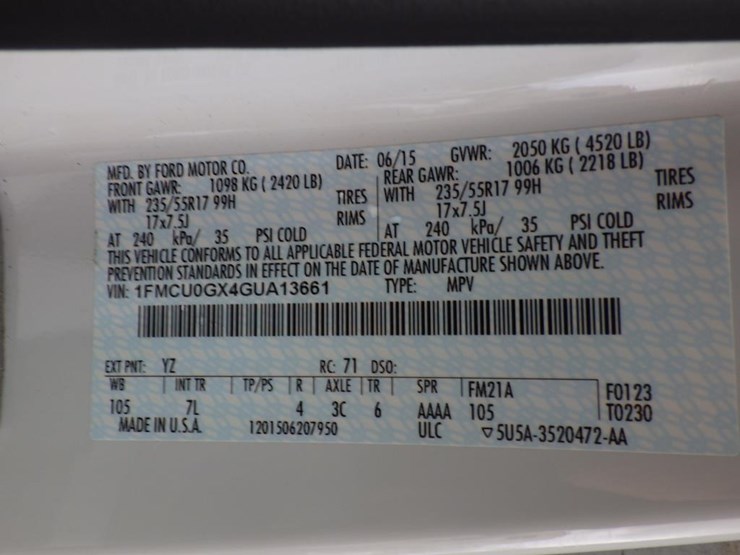 2016-ford-escape-image-16